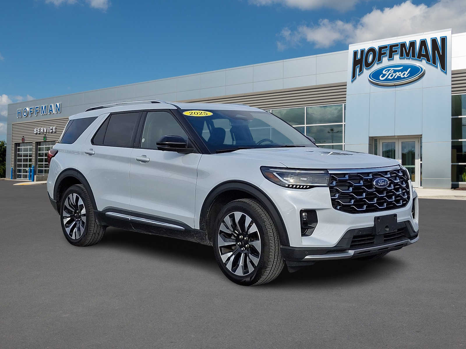 Used 2025 Ford Explorer - photo 1