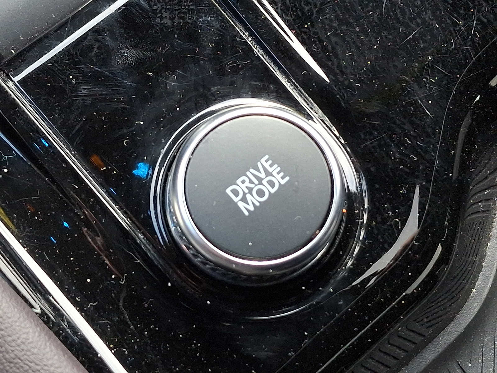 Used 2025 Ford Explorer - photo 27