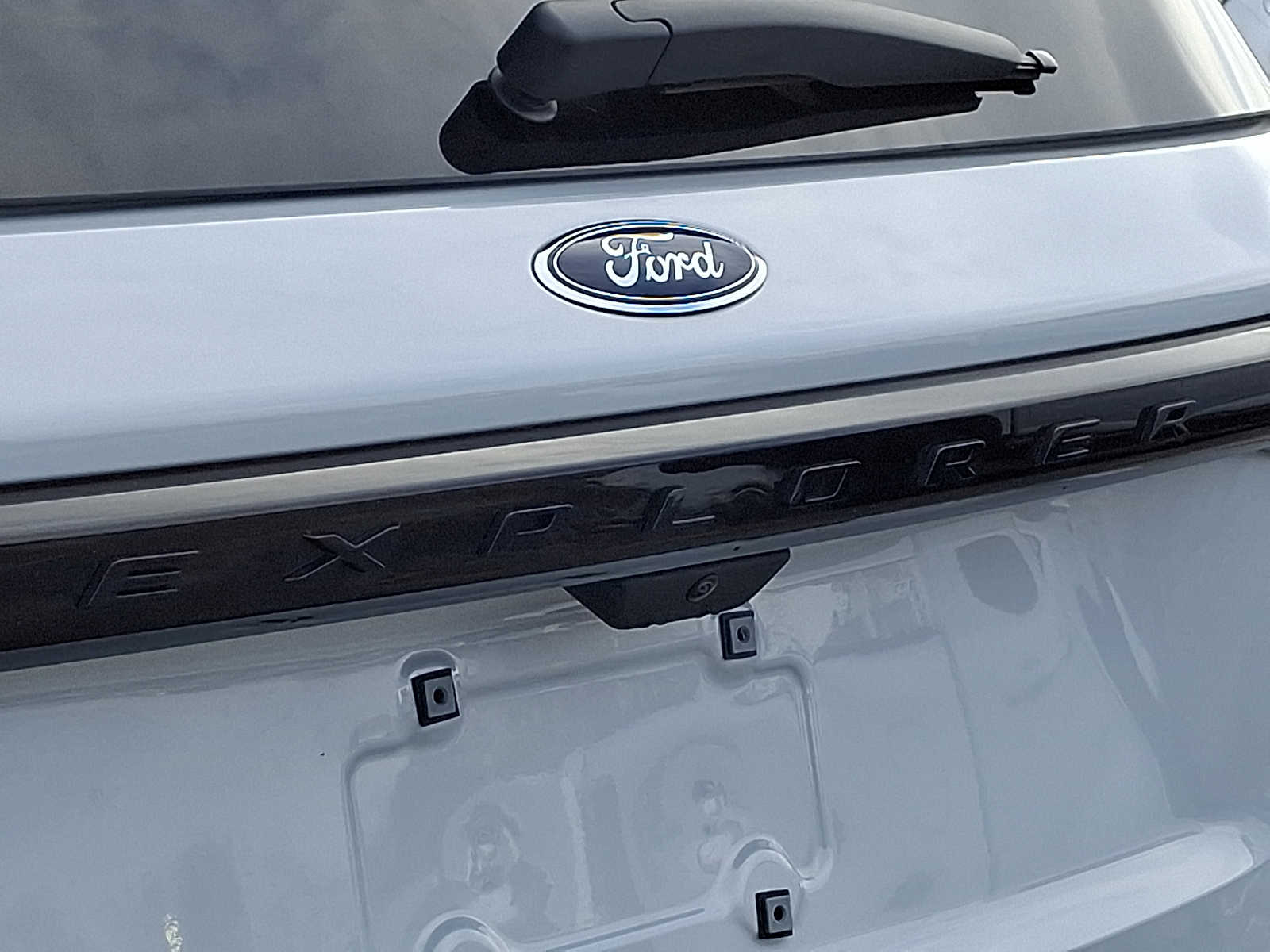 Used 2025 Ford Explorer - photo 32