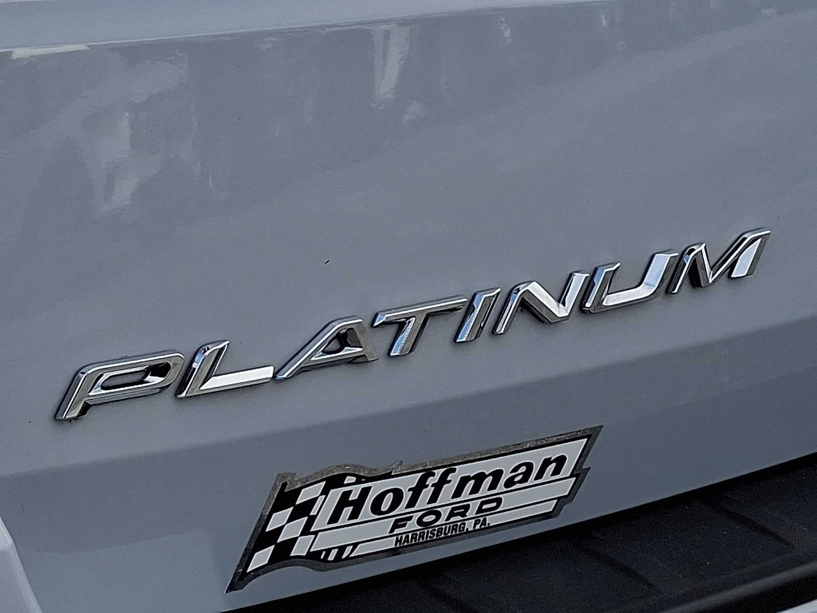 Used 2025 Ford Explorer - photo 33