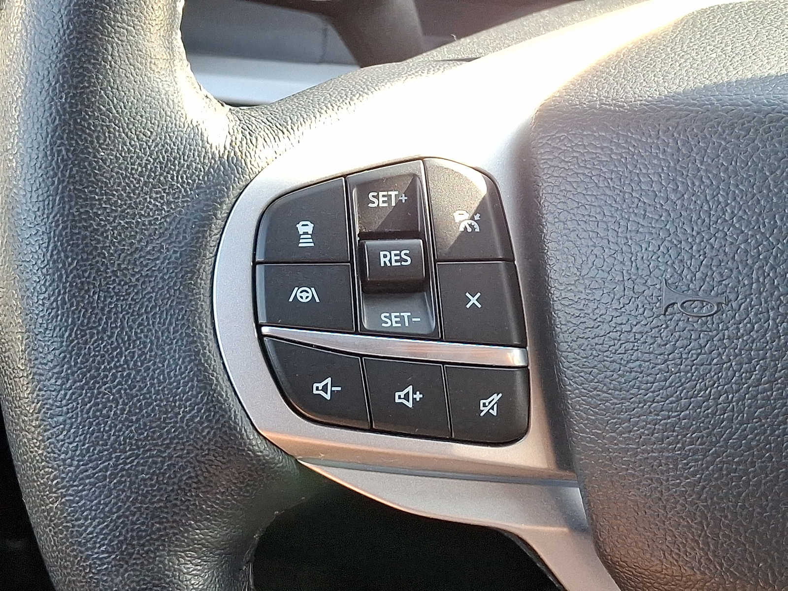 Used 2022 Ford Explorer - photo 23