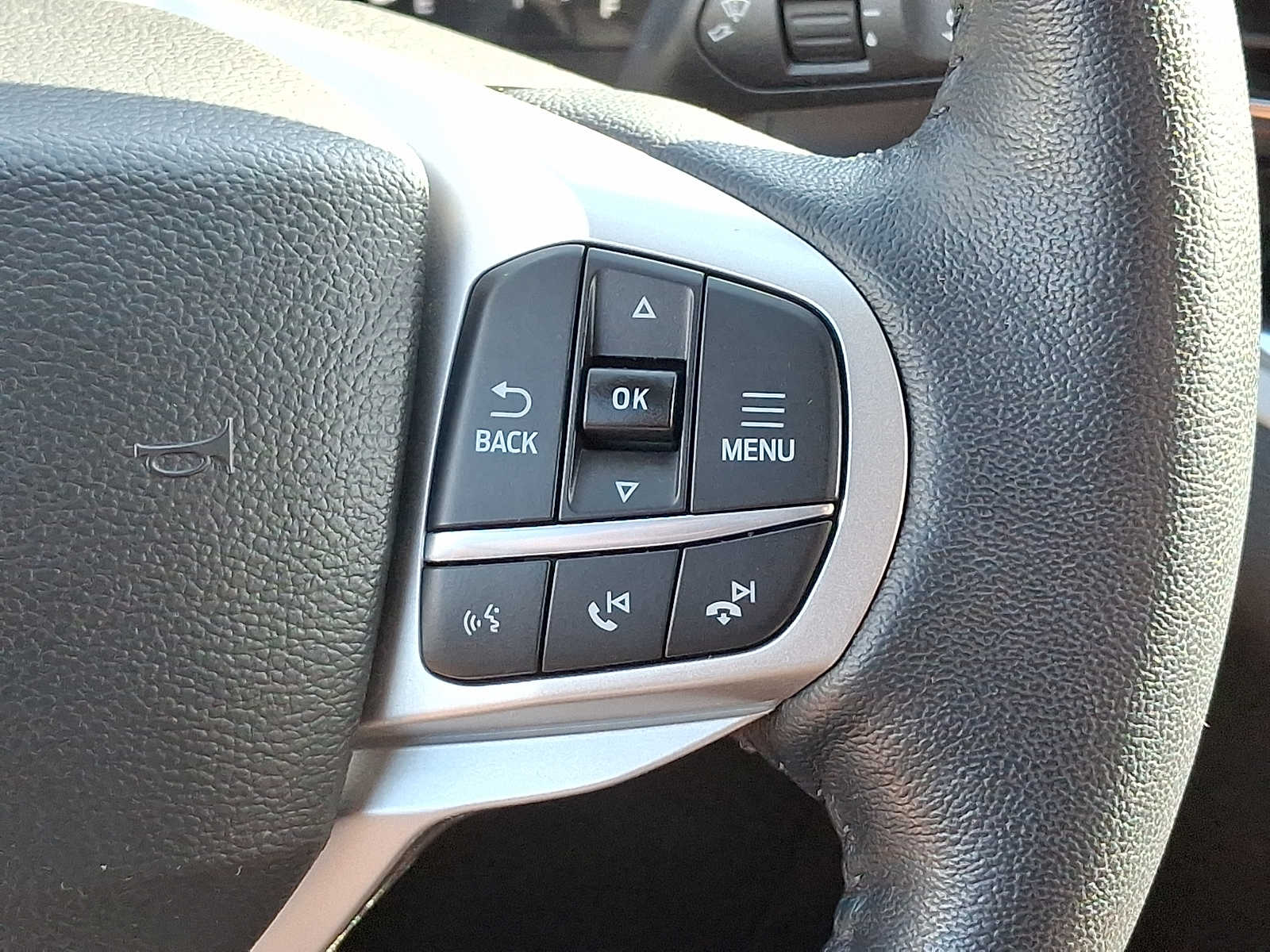 Used 2022 Ford Explorer - photo 24