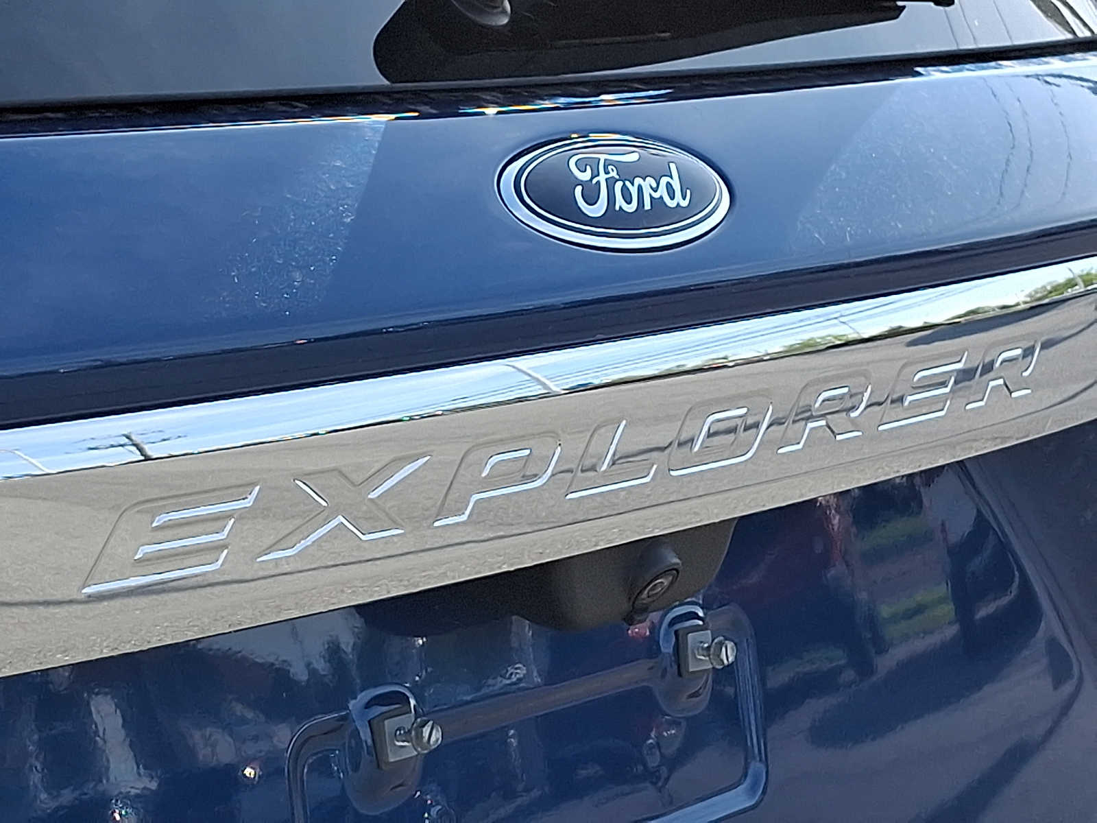Used 2022 Ford Explorer - photo 32