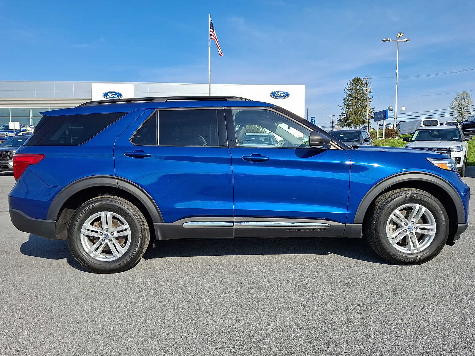 Used 2022 Ford Explorer - photo 9