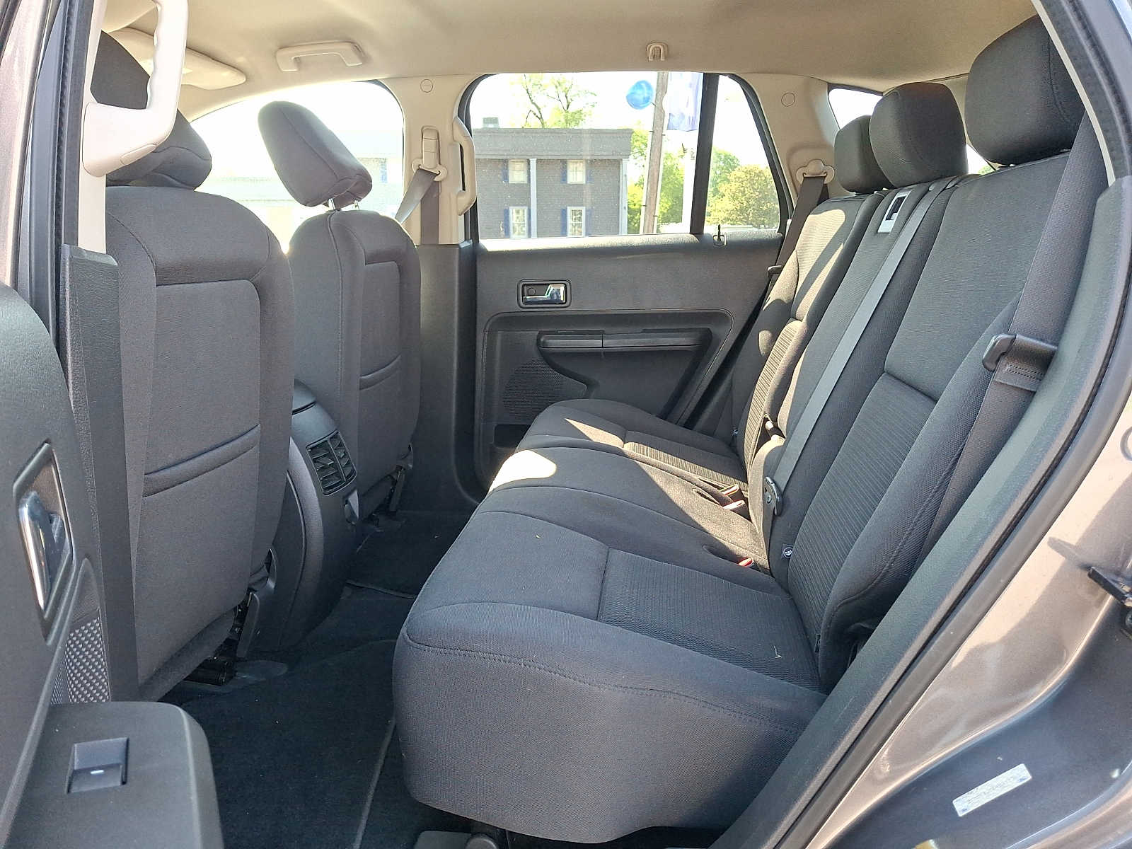 Used 2010 Ford Edge - photo 12
