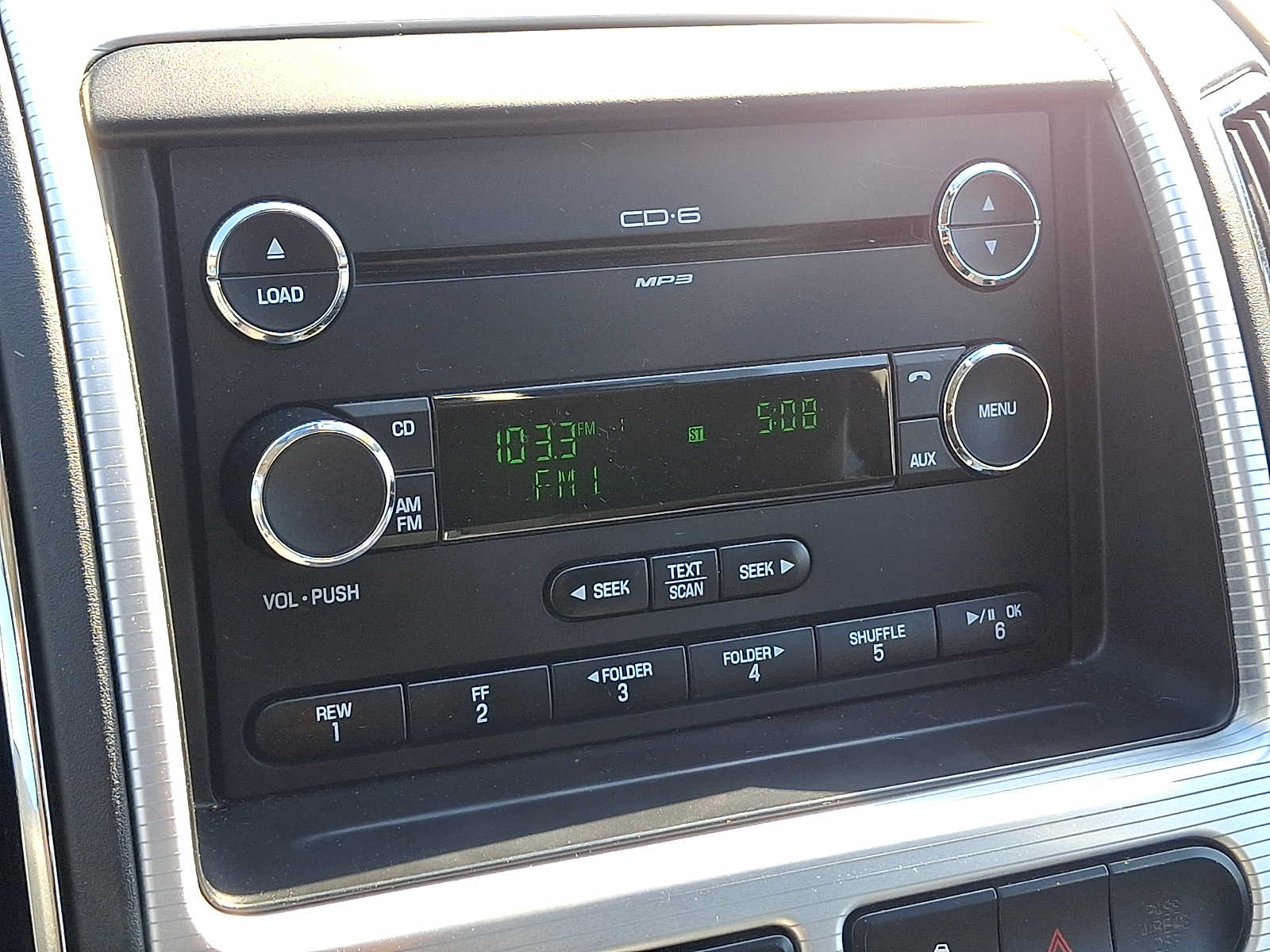 Used 2010 Ford Edge - photo 18