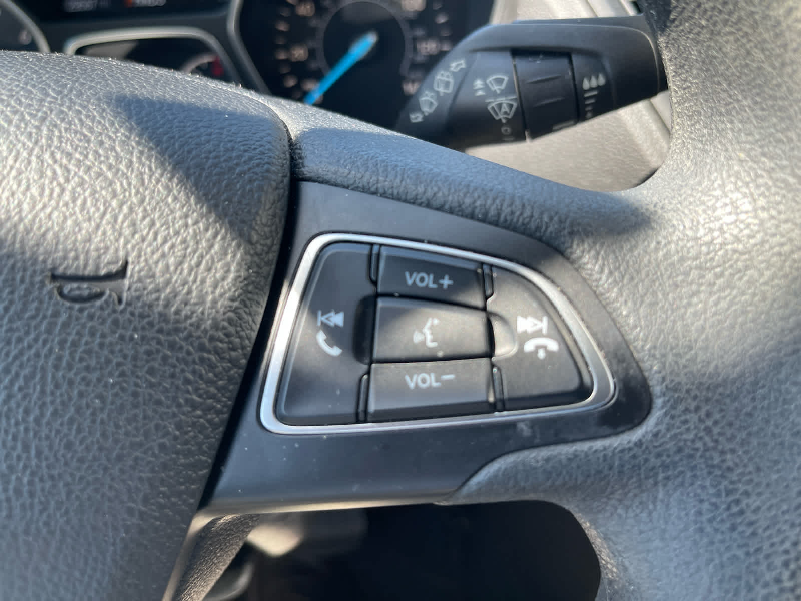 Used 2019 Ford Escape - photo 15