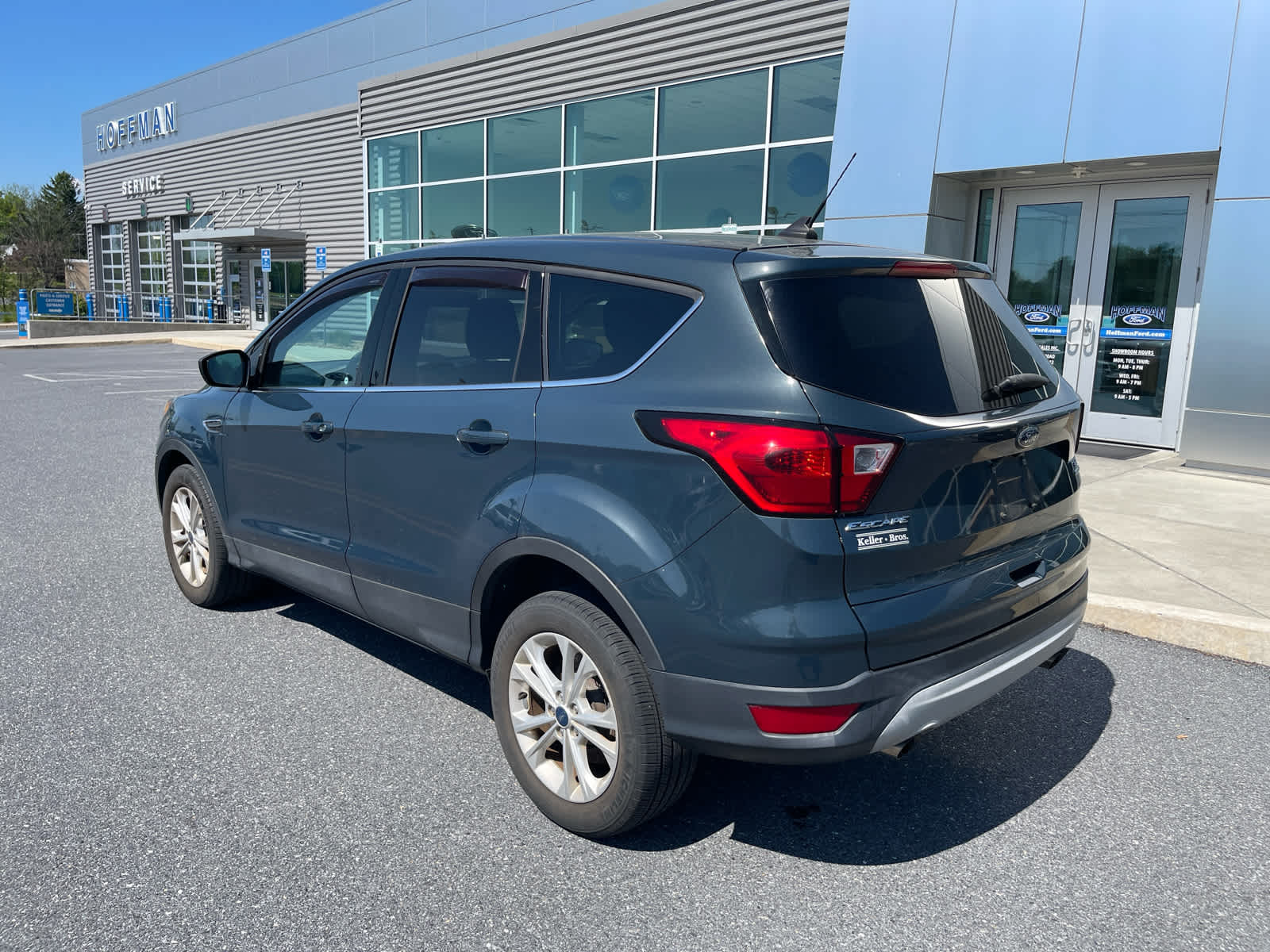 Used 2019 Ford Escape - photo 5