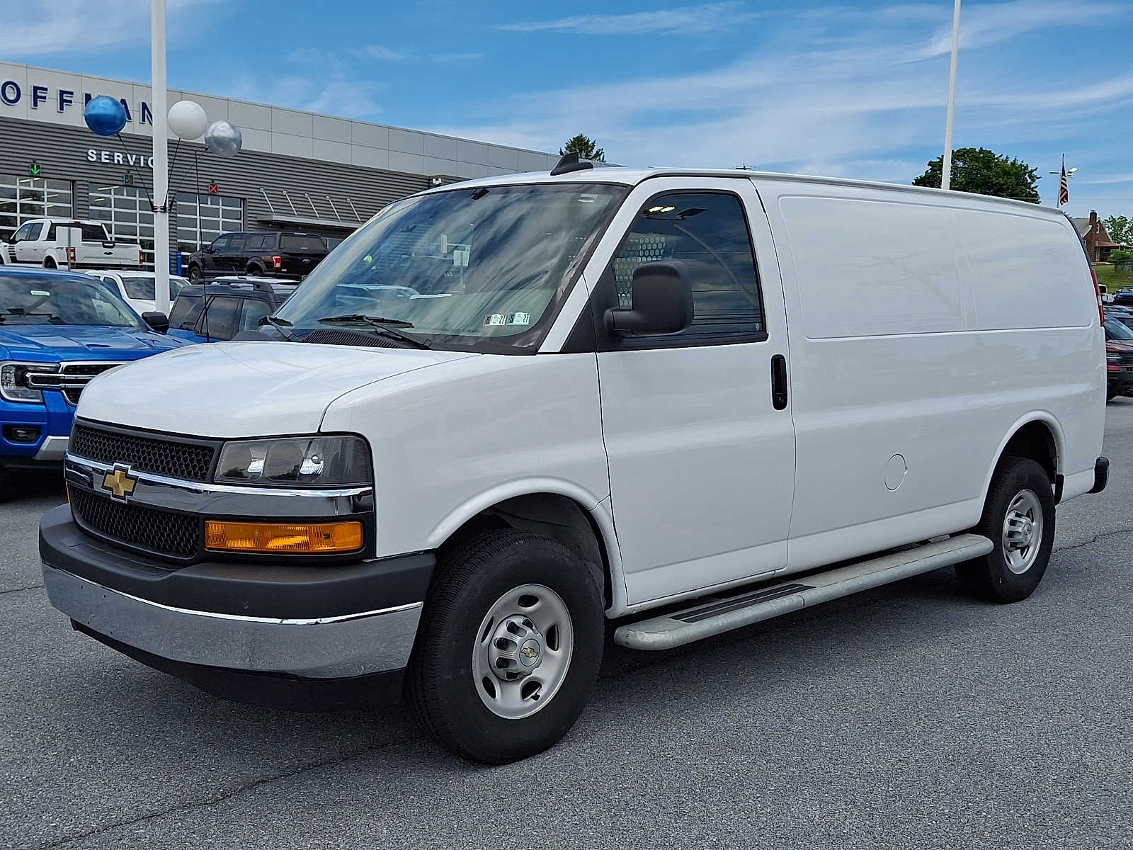 Used 2024 Chevrolet Express 2500 - photo 11