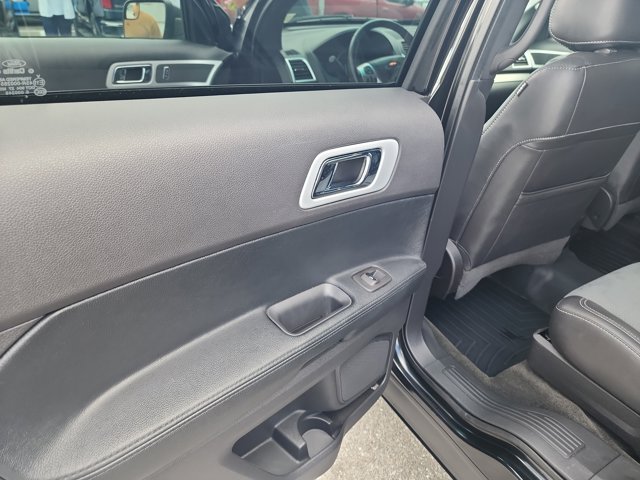 Used 2015 Ford Explorer - photo 14