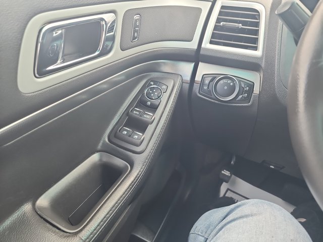 Used 2015 Ford Explorer - photo 25