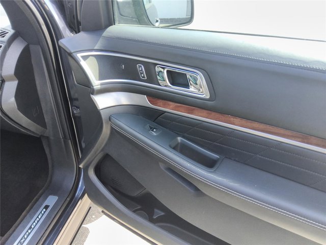Used 2017 Ford Explorer - photo 30