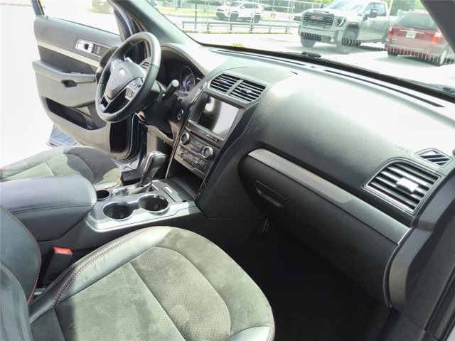 Used 2018 Ford Explorer - photo 26