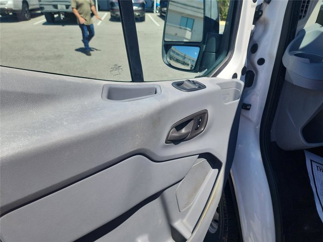 Used 2018 Ford Transit 250 - photo 10