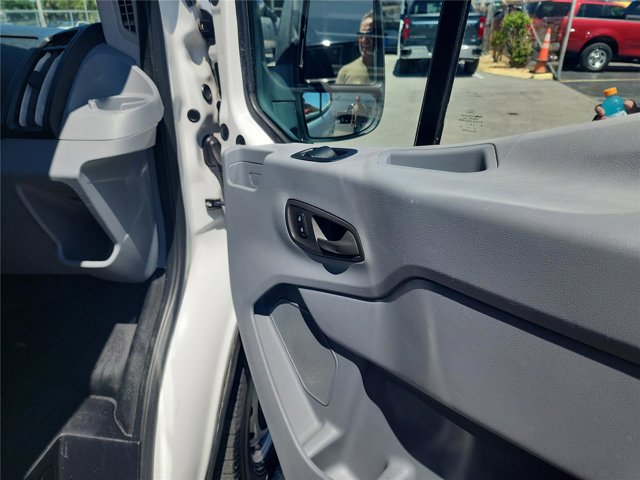 Used 2018 Ford Transit 250 - photo 18