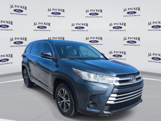 Used 2018 Toyota Highlander - photo 9