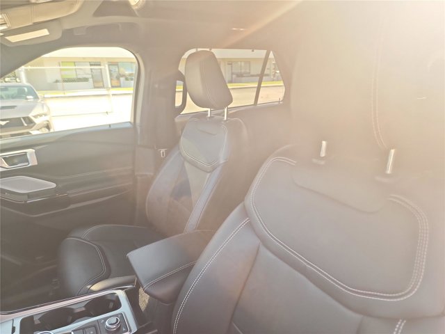 Used 2021 Ford Explorer - photo 16