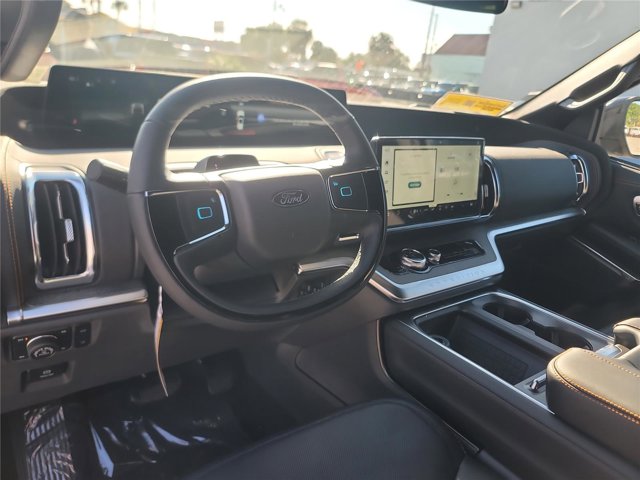 New 2025 Ford Expedition - photo 19
