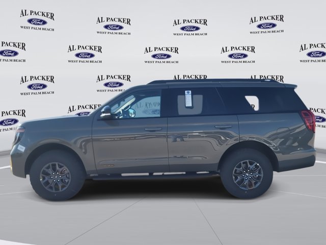 New 2025 Ford Expedition - photo 2