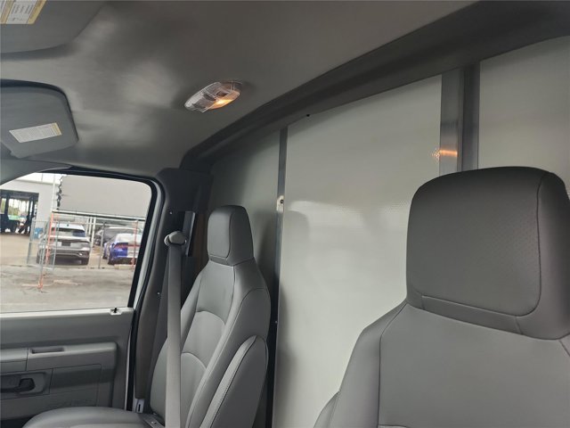 New 2026 Ford E-350 - photo 18