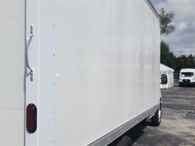 New 2026 Ford E-350 - photo 9