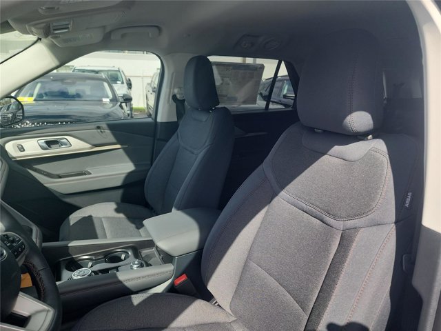 New 2026 Ford Explorer - photo 15