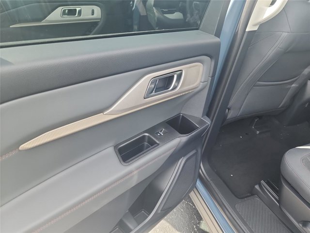 New 2026 Ford Explorer - photo 17