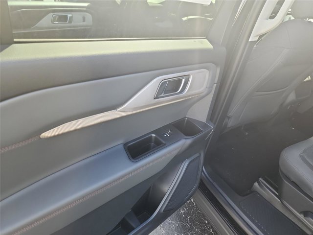 New 2026 Ford Explorer - photo 17