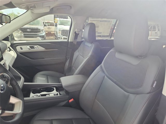 New 2026 Ford Explorer - photo 15
