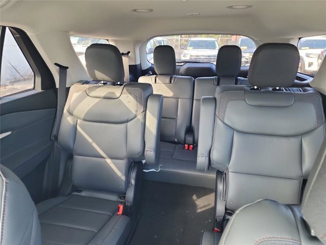 New 2026 Ford Explorer - photo 17