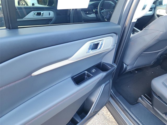 New 2026 Ford Explorer - photo 17