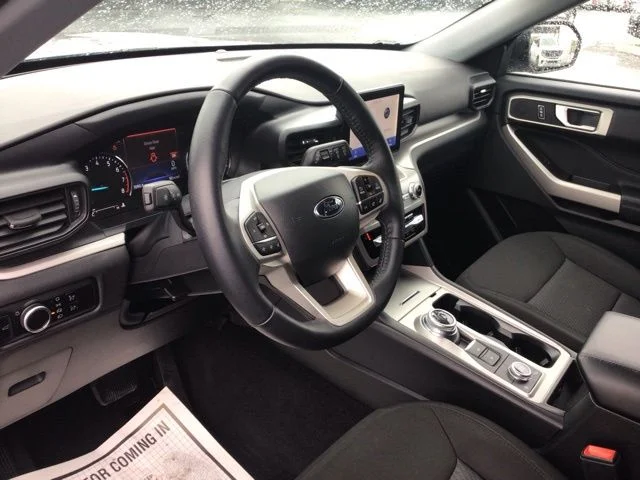 Used 2023 Ford Explorer - photo 9