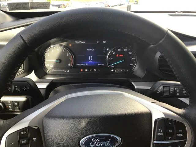 Used 2023 Ford Explorer - photo 13