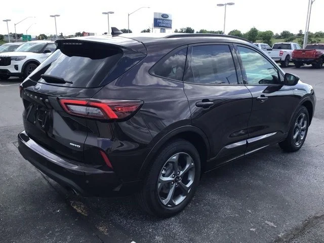 Used 2023 Ford Escape - photo 5