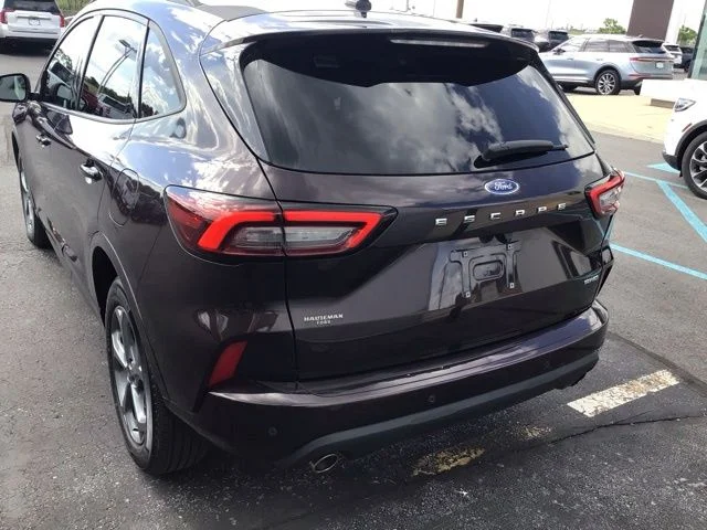 Used 2023 Ford Escape - photo 6