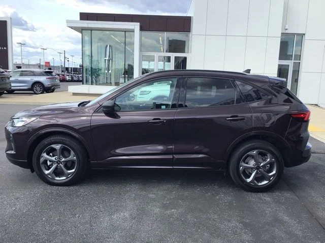 Used 2023 Ford Escape - photo 7