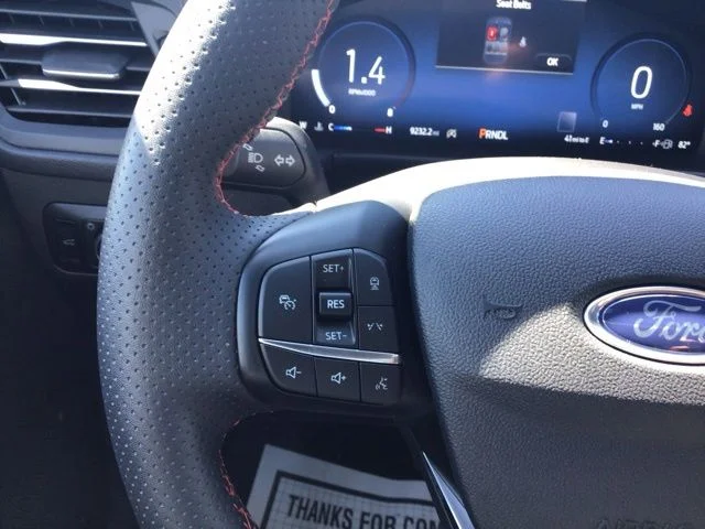 Used 2025 Ford Escape - photo 14