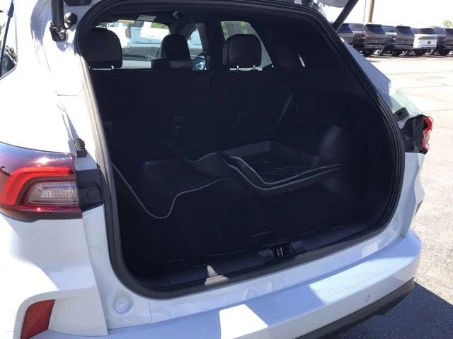 Used 2025 Ford Escape - photo 26