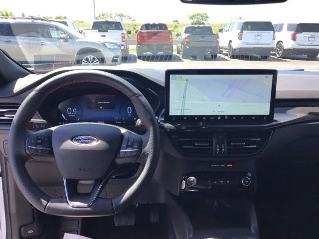 Used 2025 Ford Escape - photo 11
