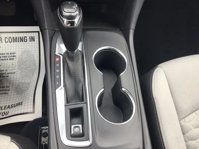 Used 2018 Chevrolet Equinox - photo 14