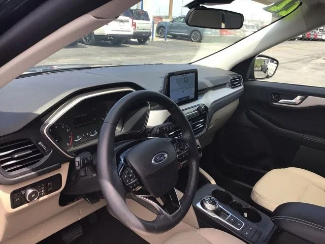 Used 2022 Ford Escape - photo 9