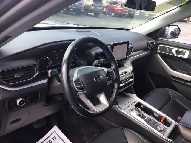 Used 2023 Ford Explorer - photo 9