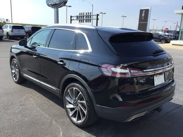 Used 2020 Lincoln Nautilus - photo 2
