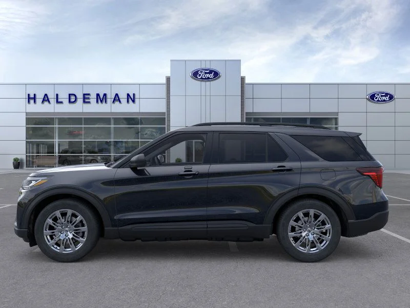 New 2026 Ford Explorer - photo 2