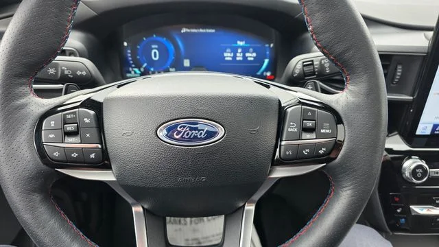 Used 2024 Ford Explorer - photo 15