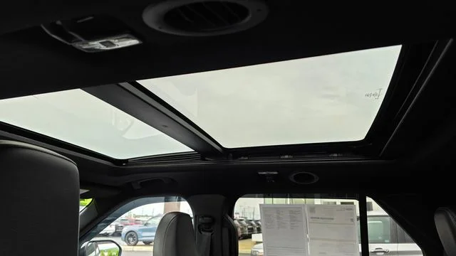 Used 2024 Ford Explorer - photo 28