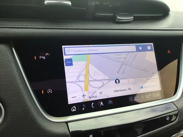 Used 2022 Cadillac XT5 - photo 17