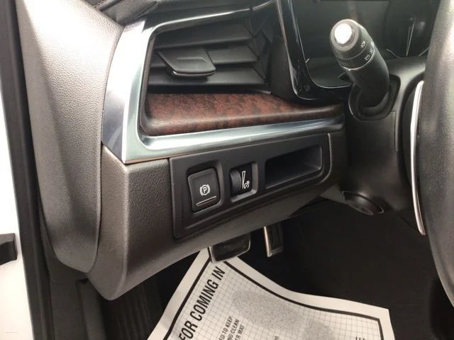 Used 2022 Cadillac XT5 - photo 22