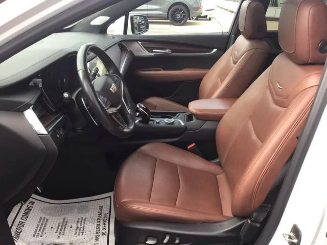 Used 2022 Cadillac XT5 - photo 10