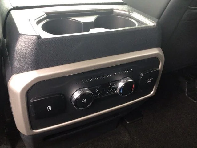Used 2023 Ford Expedition - photo 25